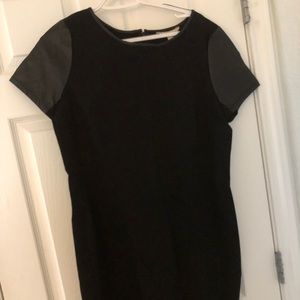 Women’s Banana Republic Dress - Black
